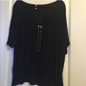 LF Emma & Sam lace up black tee